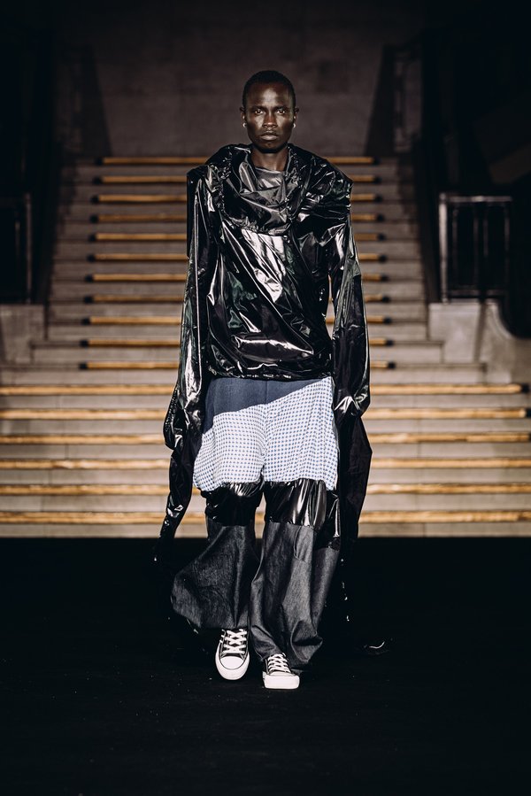 Look 4 — runway