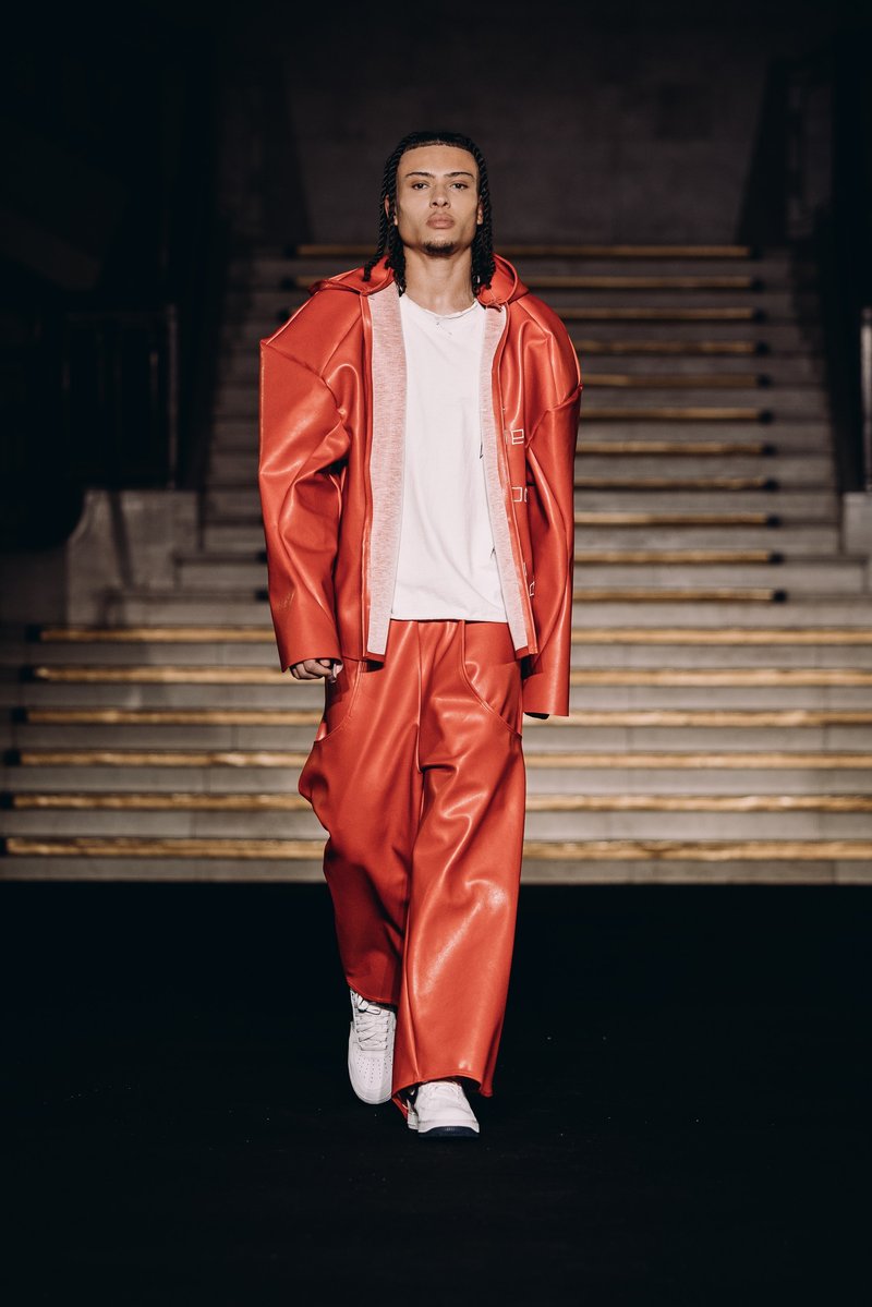 Look 5 — runway