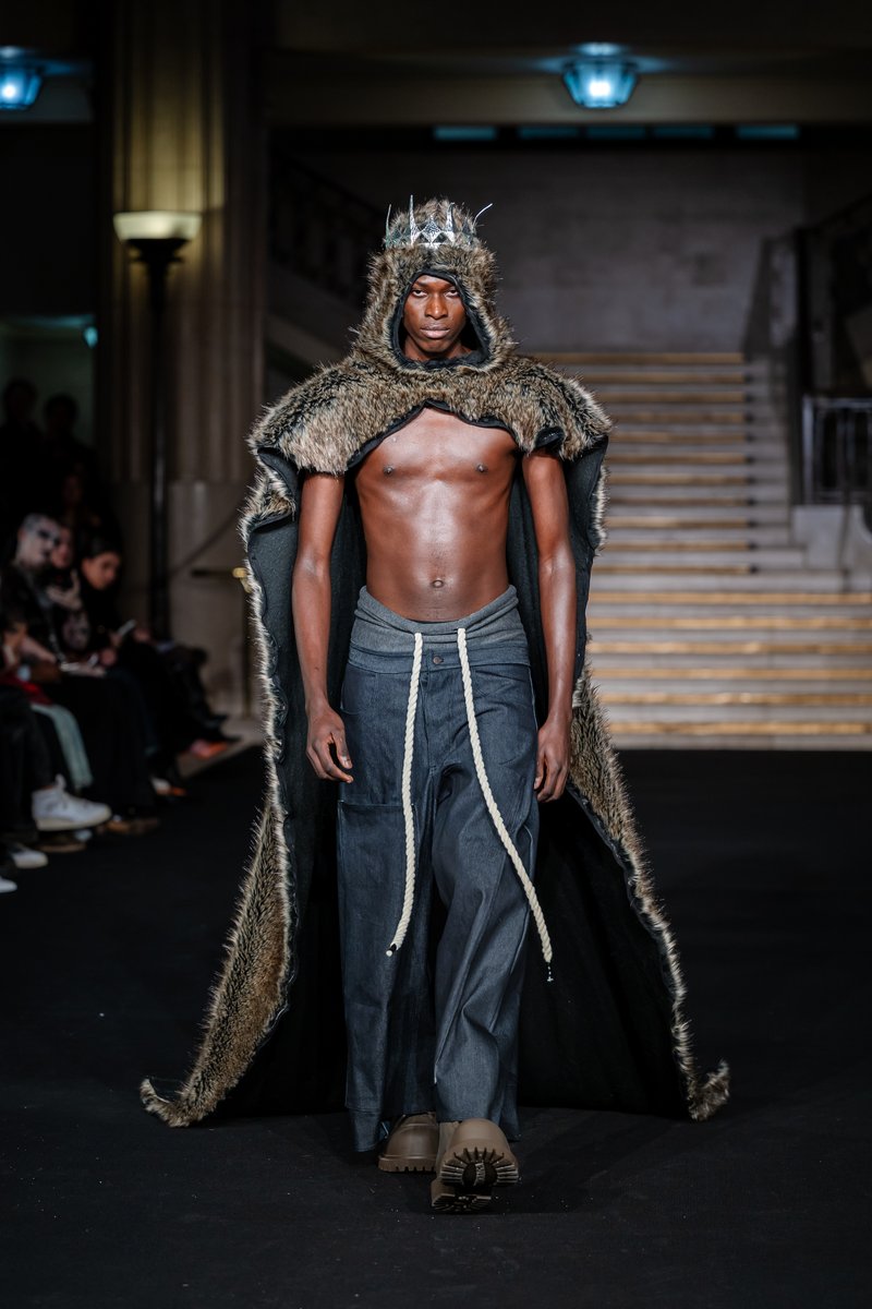 Look 6 — runway
